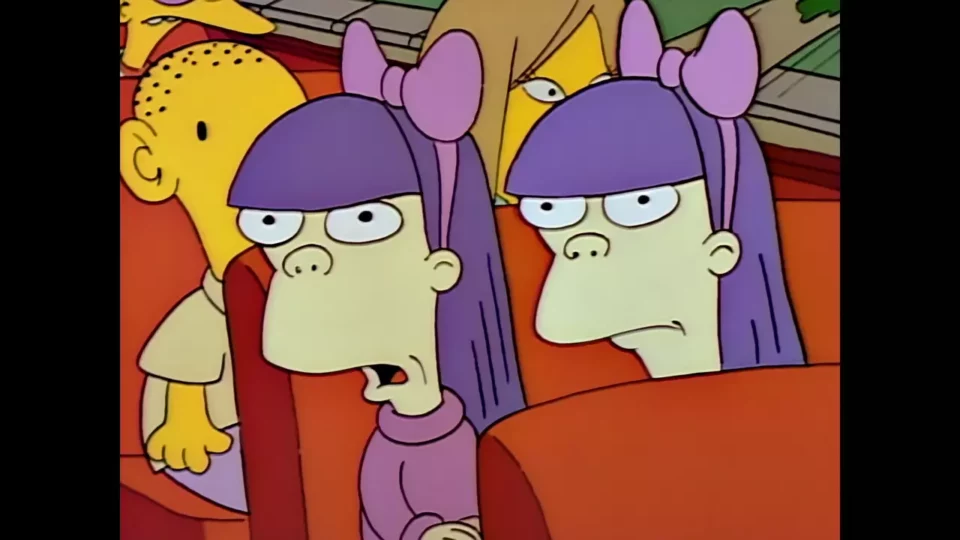 - Il va nous faire du charme. - Il est vraiment minable !