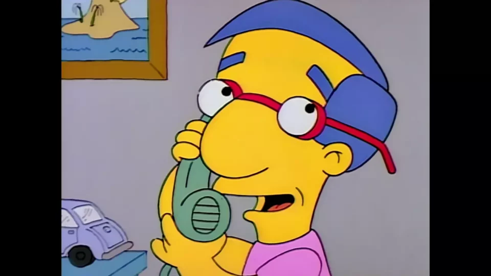 Richard a rejeté son lait par le nez en rigolant.