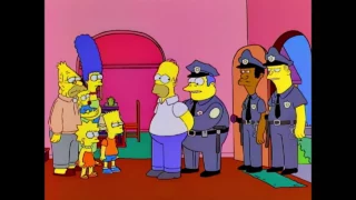 Homer Simpson, je vous arrête pour tentative de meurtre.
