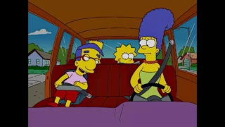 Hé Lisa, ma barre de sûreté est assortie à tes yeux.